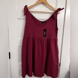 Lulu’s tie-strap magenta dress